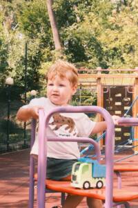 dziecko dzieciństwo plac zabaw